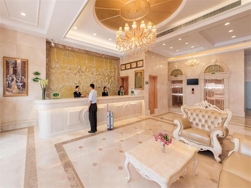 Vienna Hotel Shenzhen Baoneng City Plaza Buitenkant foto