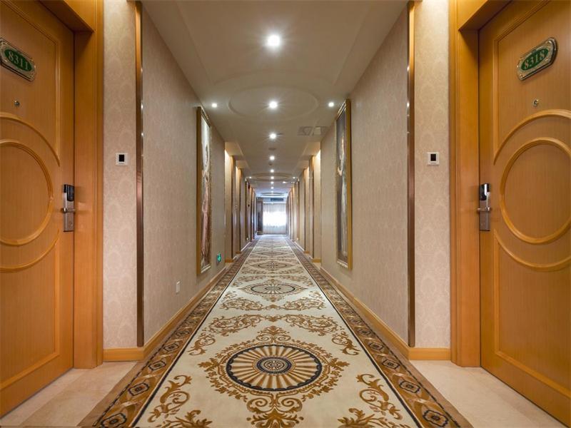 Vienna Hotel Shenzhen Baoneng City Plaza Buitenkant foto